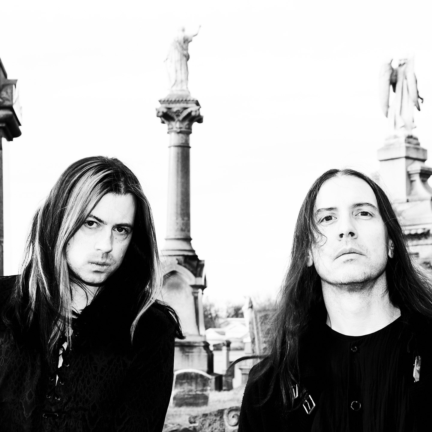 NYC alt-industrial alchemists @heavyhalo.nyc have premiered their latest single &ldquo;Final Fall&rdquo; via @outburn_mag. 

Outburn reports: &ldquo;Heavy Halo is a NYC-based duo mixing alt-rock and industrial elements. The new album &lsquo;Damaged D
