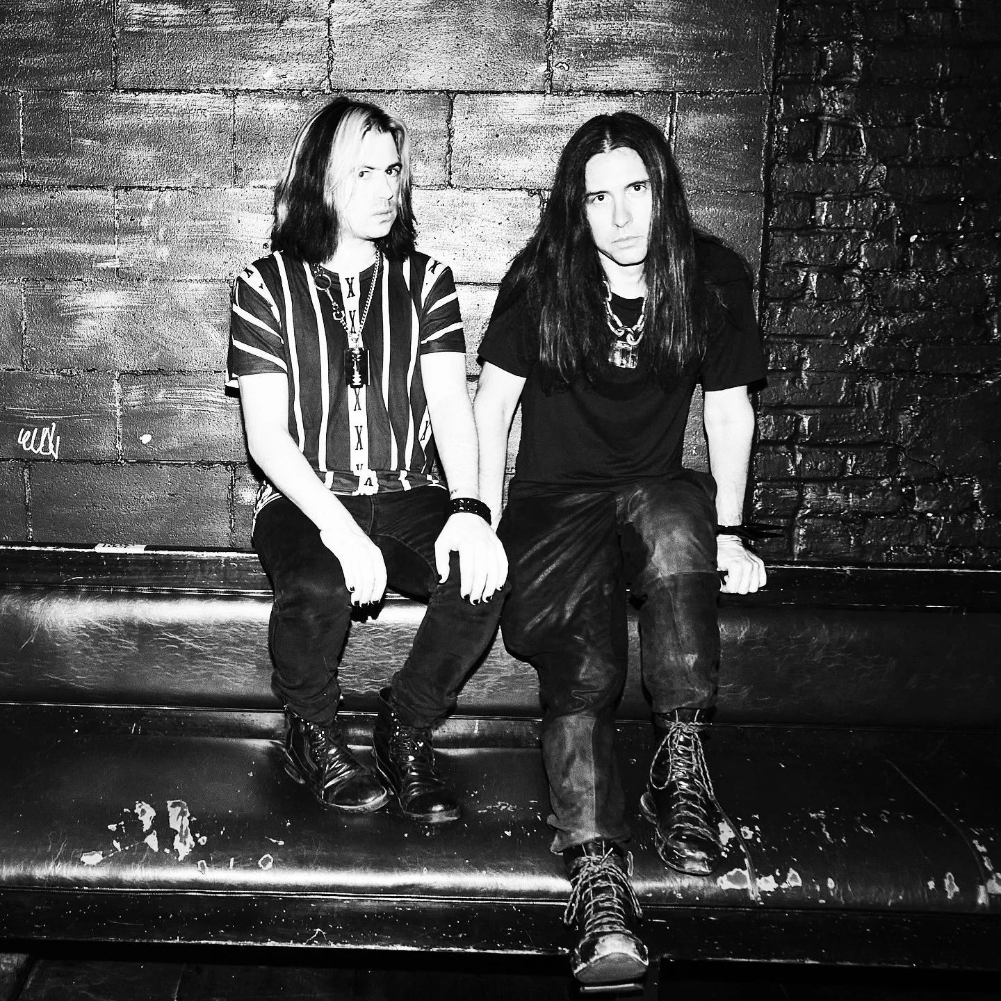 @heavyhalo.nyc has released the official music video for &ldquo;Lost in Heaven,&rdquo; a track from their acclaimed new album, Damaged Dream, out now on @silent_pendulum_records. 

The &ldquo;Lost in Heaven&rdquo; music video consists entirely of foo