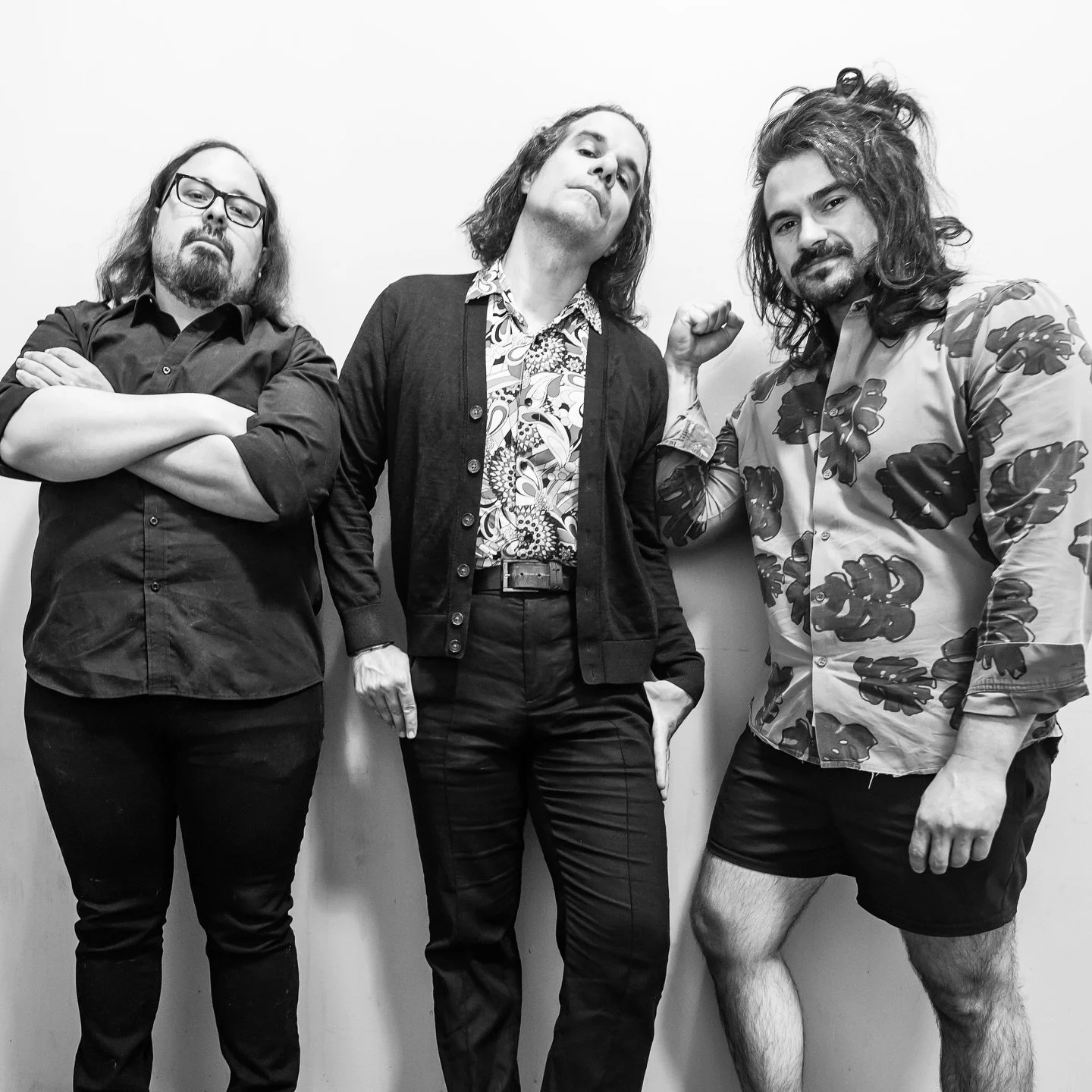 Out now, it&rsquo;s &ldquo;Unholy Alliance (Live),&rdquo; the second single off Livelick, the new album by @thesomethingiswaitingband. 

Recorded at a headlining show at the famed Empty Bottle in Chicago in 2023, Livelick captures one entire Somethin