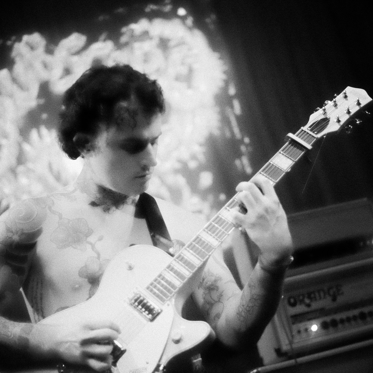 Blackgaze enigma @sadness.music, the creative vision of multi-instrumentalist Dami&aacute;n Ant&oacute;n Ojeda, will kick off 2026 with a West Coast tour, with Ojeda&rsquo;s screamo unit @lifeemocore and blackened prog-metallers @dawnofouroboros (Pro