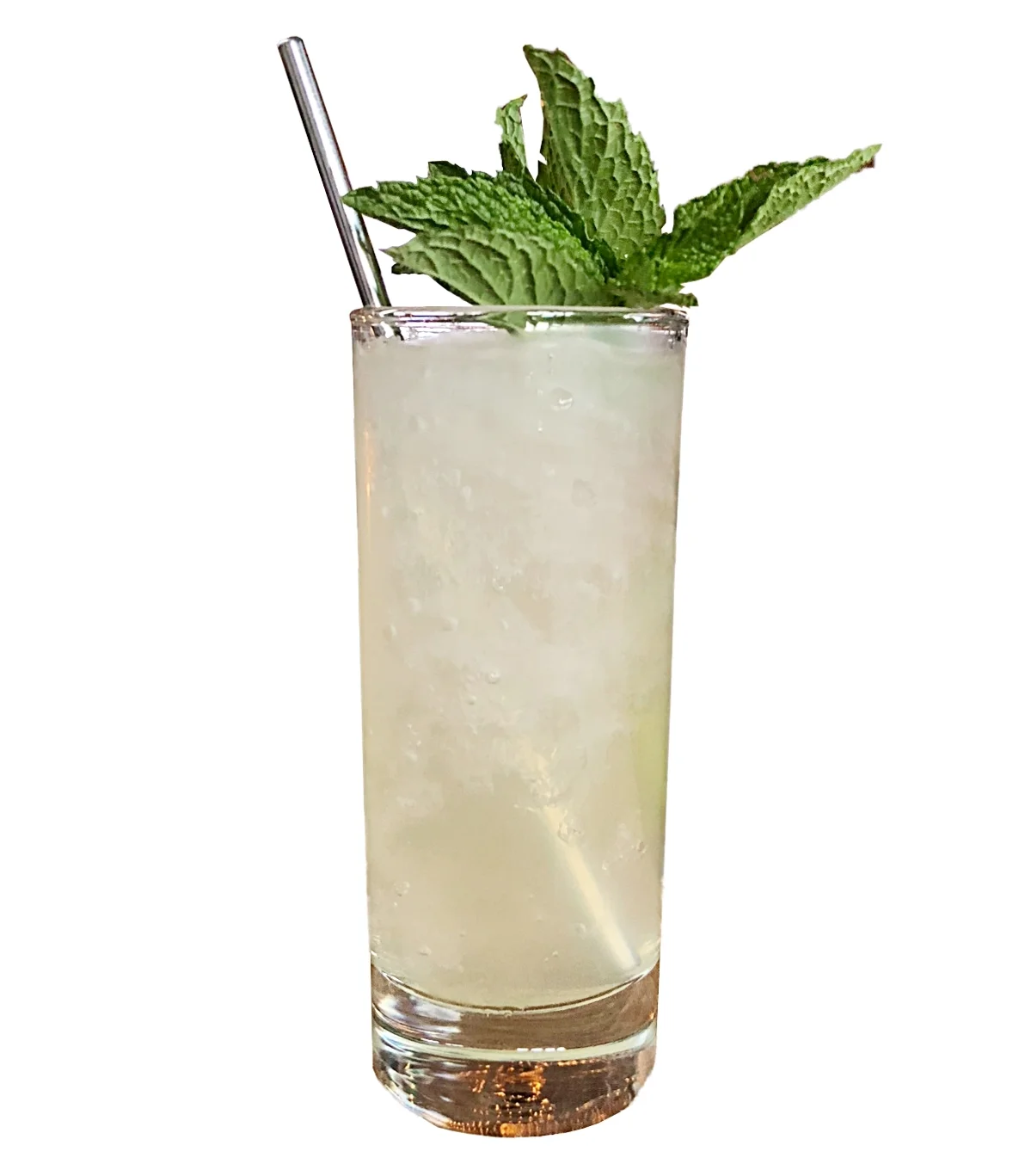 MOJITO 10ml Mint Simple Syrup 20ml Fresh Lime Juice 50ml Norseman White Rum Build on a huge mountain of ice and top with sparkling water. Garnish with a sprig of fresh mint.