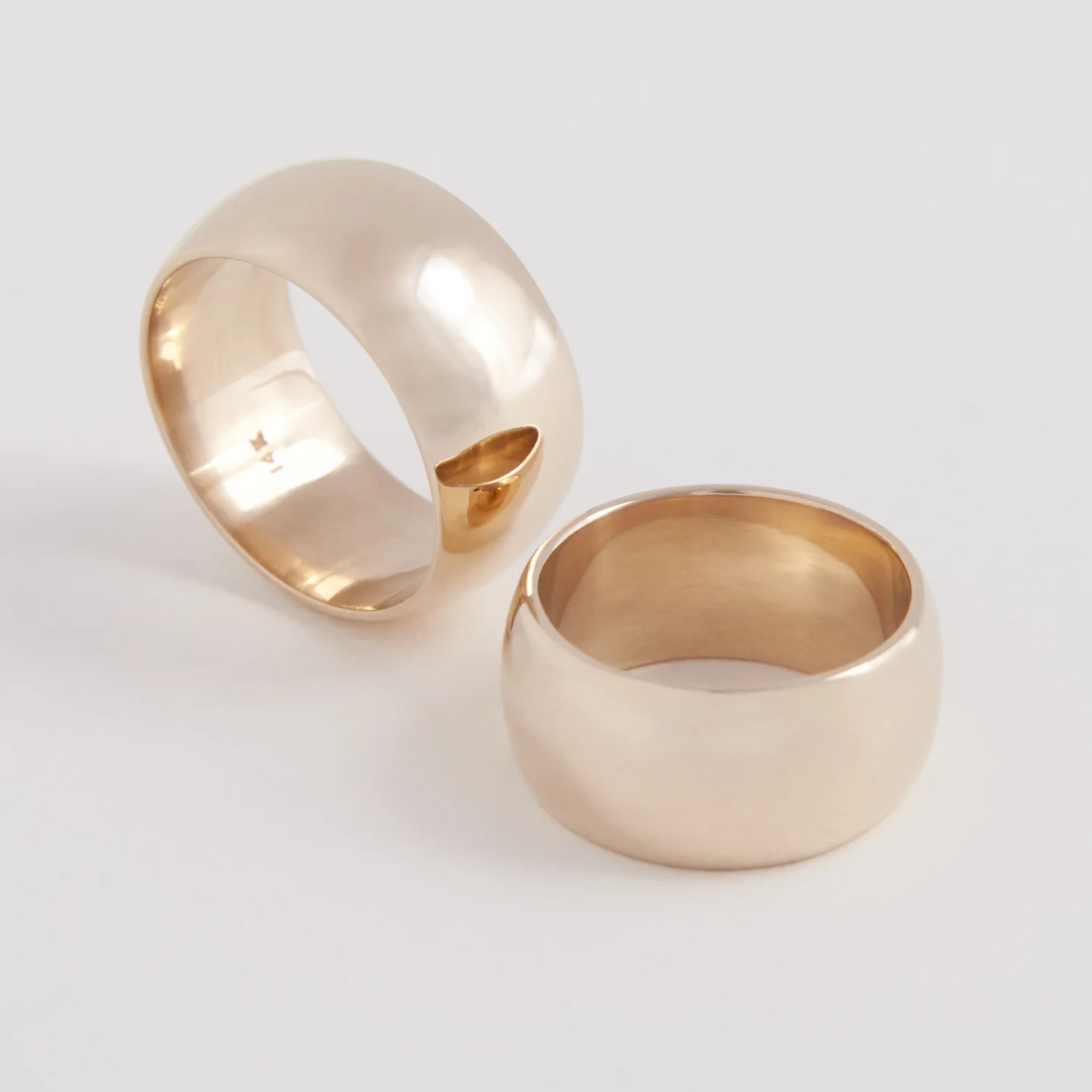 LadoALado_1112_ring_cigarband.jpg