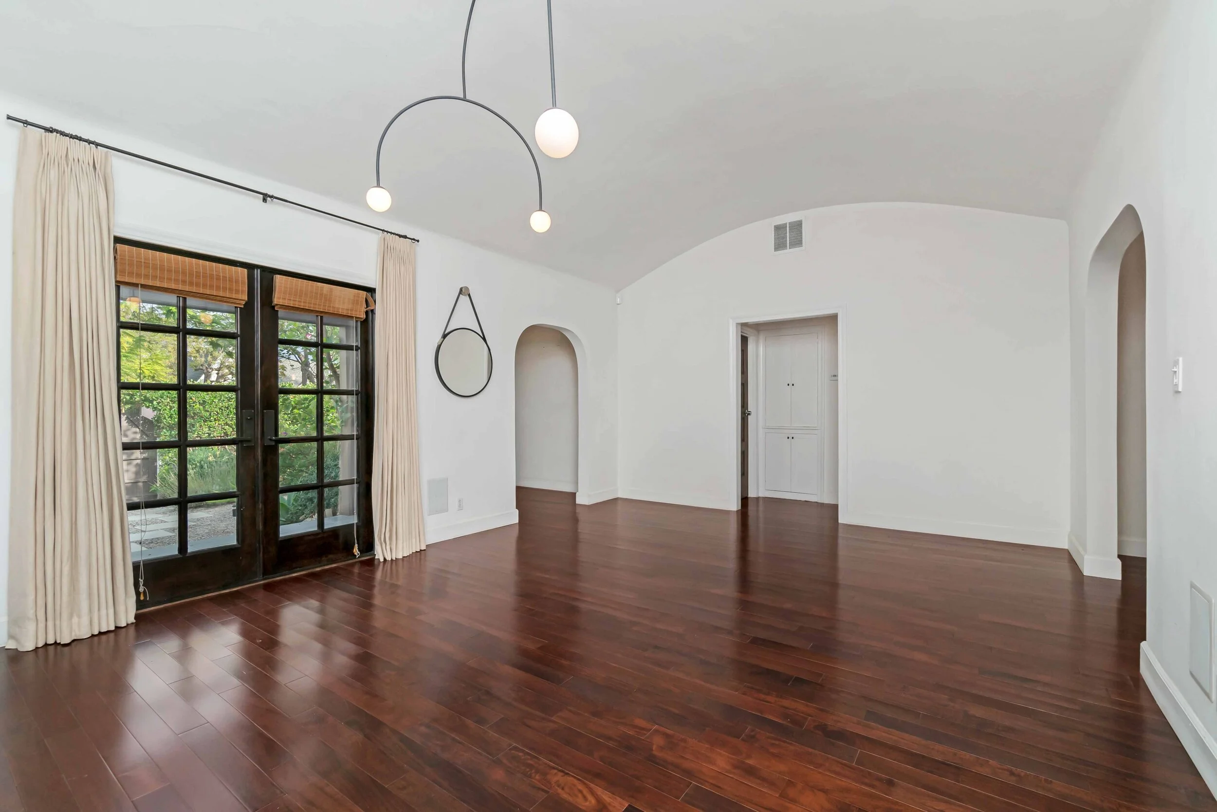 133-South-Laurel-Avenue_Web-13.jpg