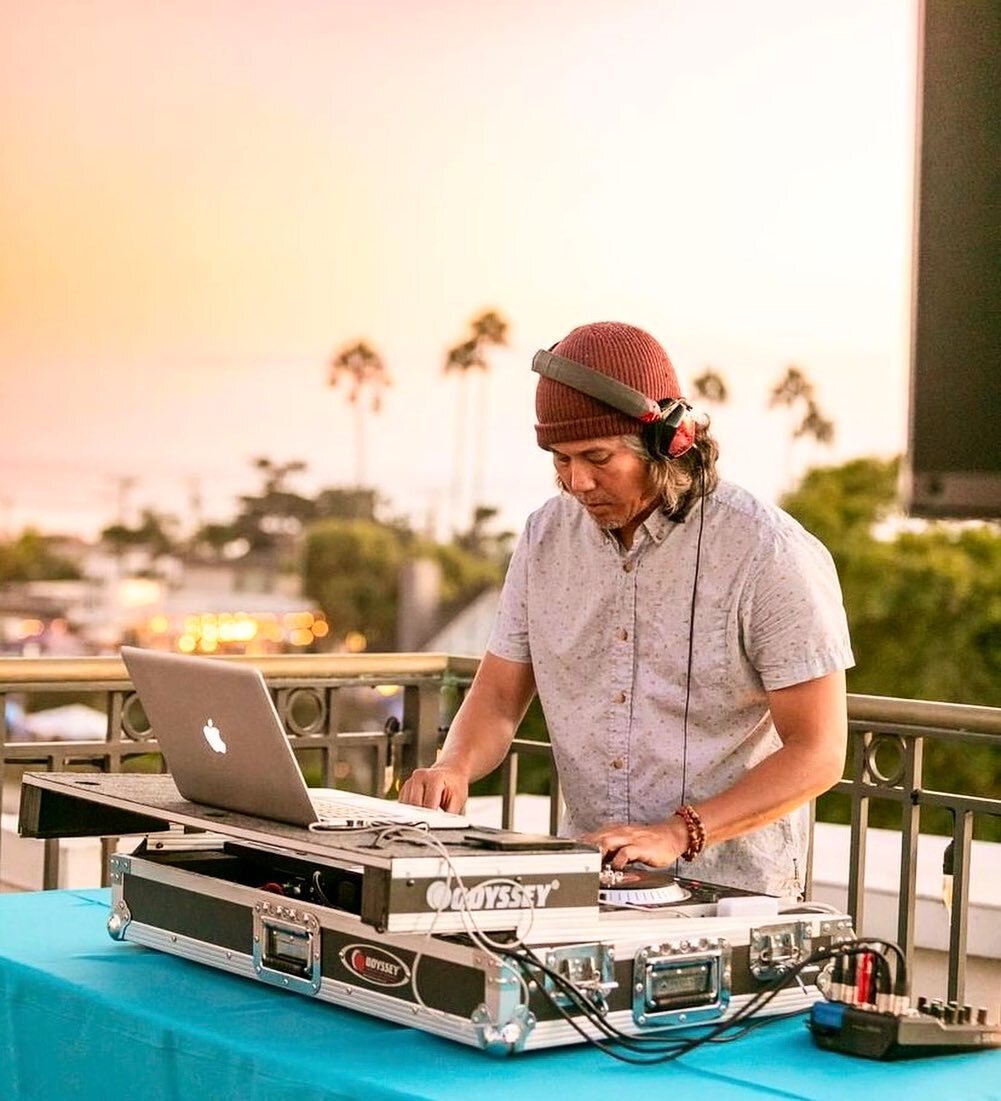 We are legit in our last week here at @gatherencinitas and this weekend, Saturday, August 27th @juni_flo will be DJ-ing our HEAT WAVES closing party from 6-10pm! 

Come stop by! Have a drink with @caveswineshop @juneshineco and @duckfootbeer. Have a 