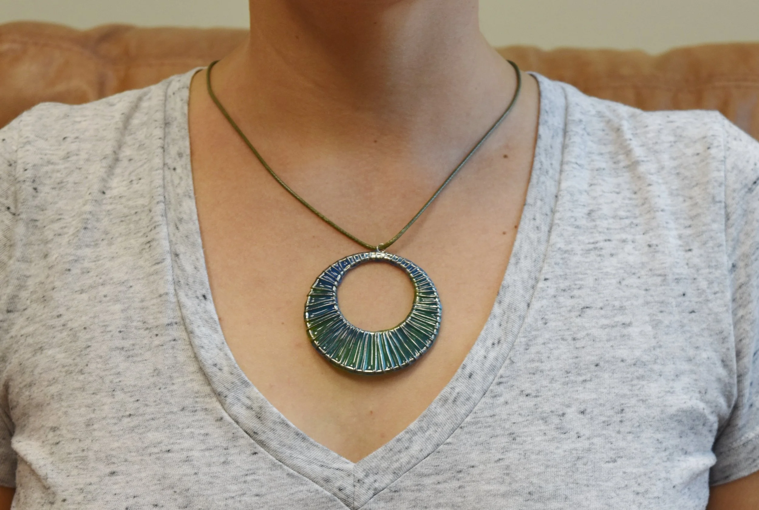 resin art healing pendant necklace jewelry heart Strong Art Creations