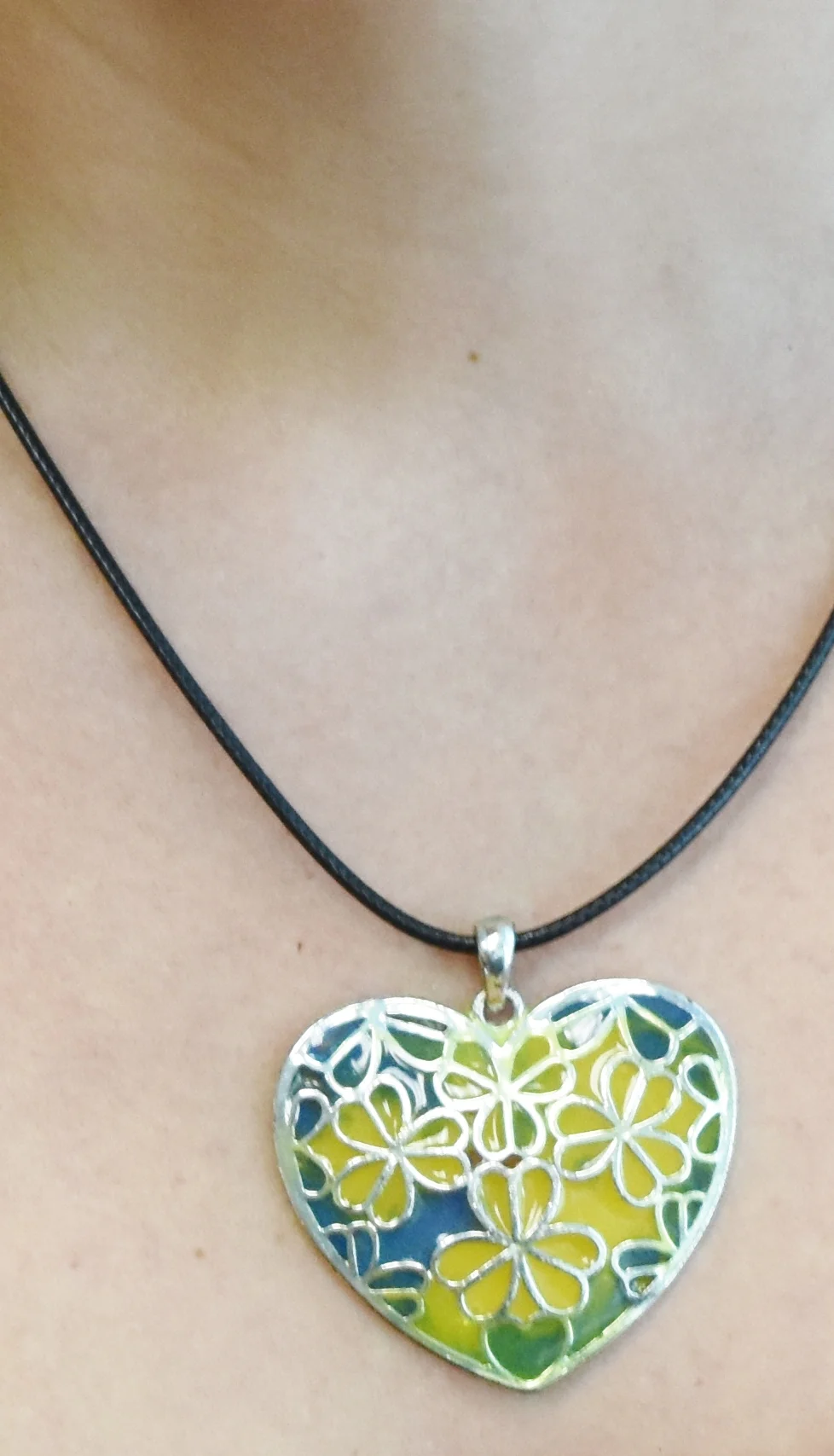 heart resin art necklace pendant Strong Art Creations