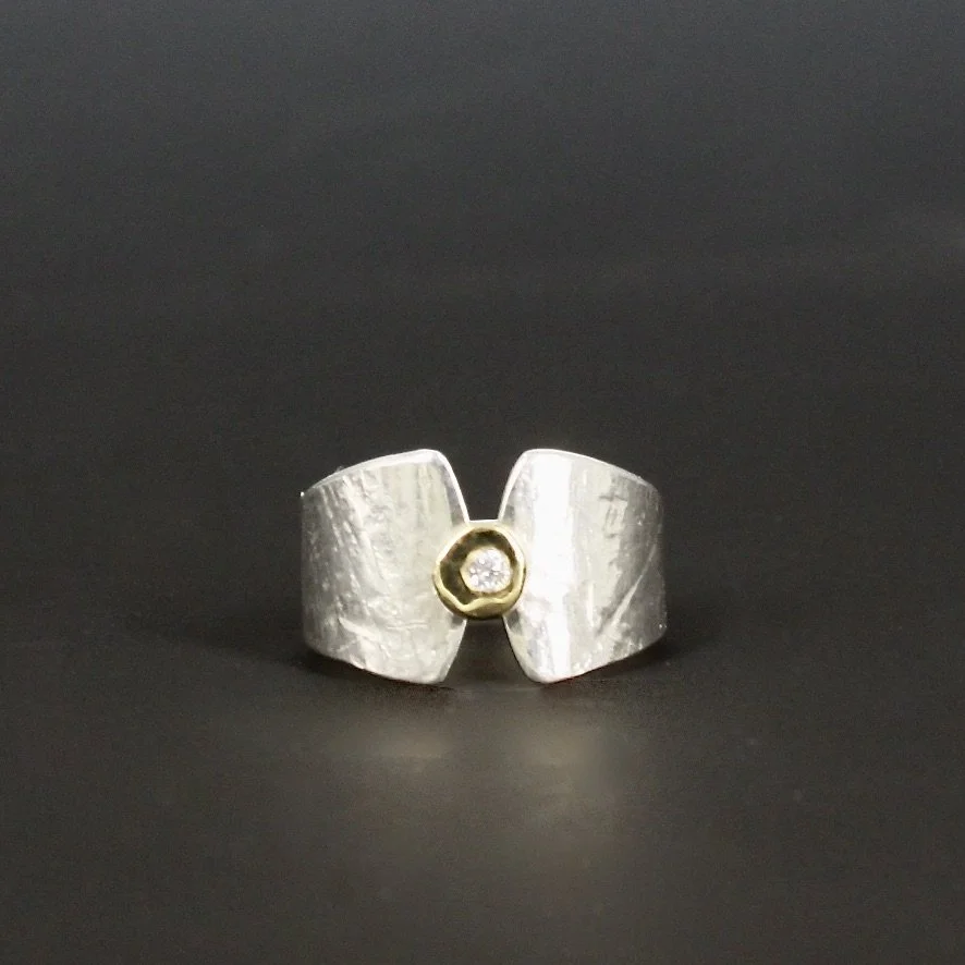 Butterfly Band ring