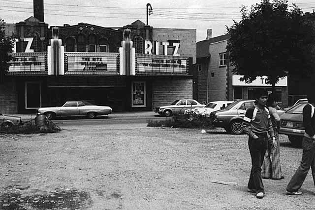 35mm Monkey Grip (1982) - Ritz Cinemas
