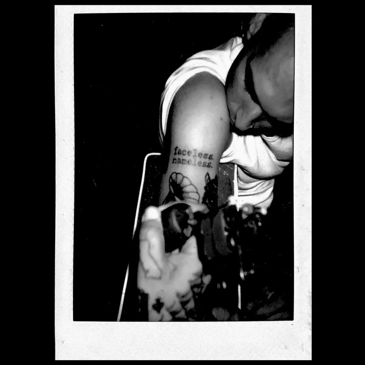 Video: Human Issue - Circles