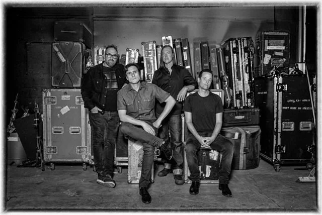 Video: Jimmy Eat World - Something Loud