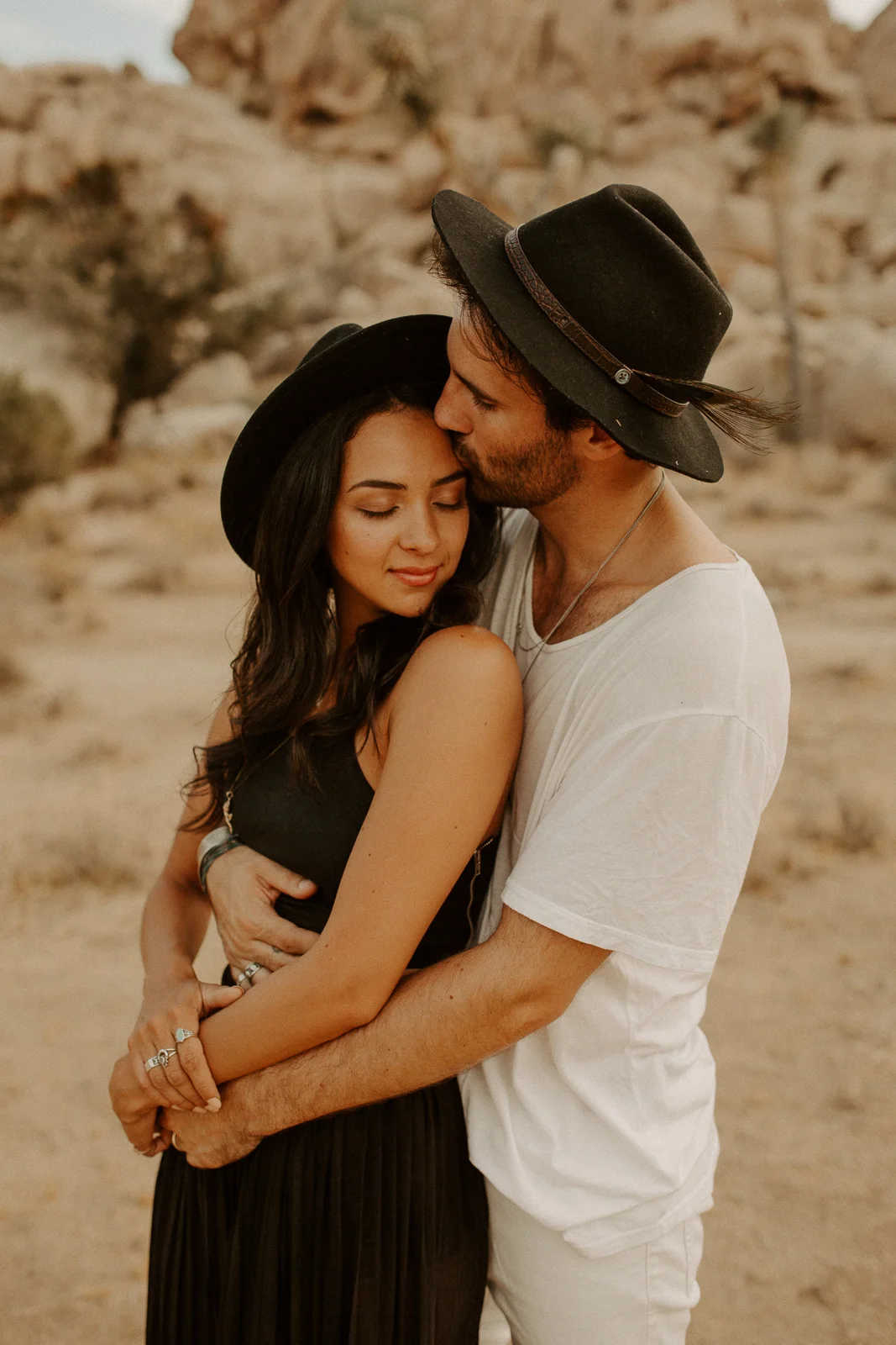 Luke Lambertson Photo_JoshuaTree_AdventurousCouple_Engagement_Session_IMG-1298.jpg