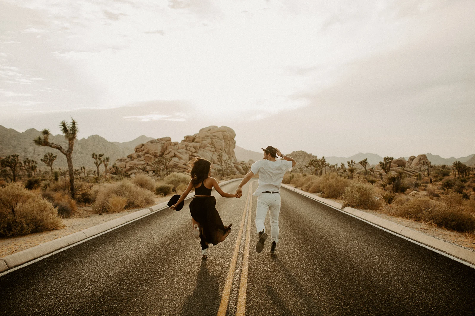Luke Lambertson Photo_JoshuaTree_AdventurousCouple_Engagement_Session_IMG-1733.jpg