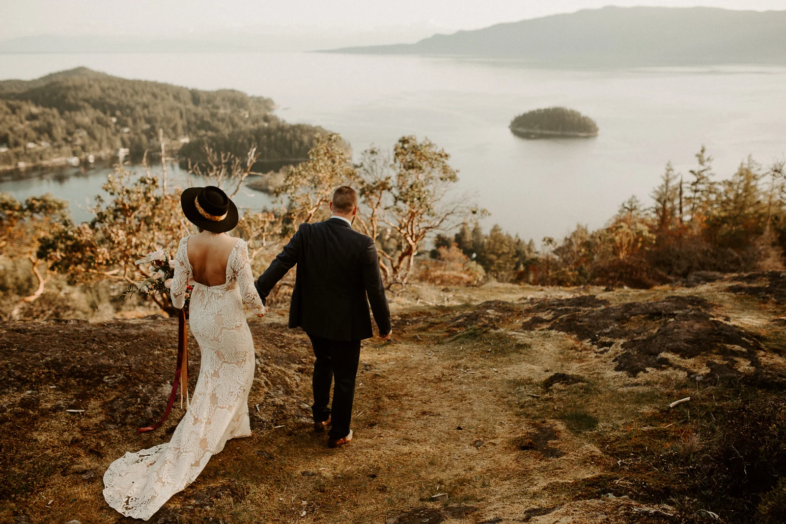 Luke Lambertson Photo_BritishColumbia_Canada_AdventurousCouple_Elopement_IMG-7920.jpg