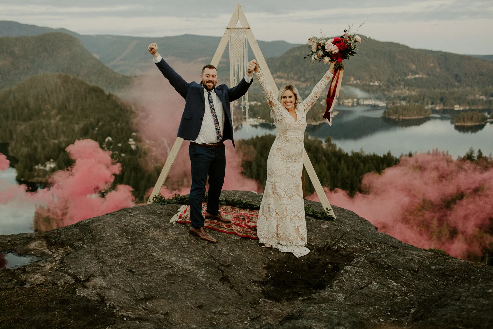 Luke Lambertson Photo_BritishColumbia_Canada_AdventurousCouple_Elopement_IMG-8737.jpg