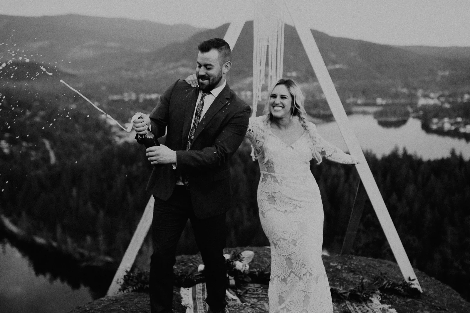 Luke Lambertson Photo_BritishColumbia_Canada_AdventurousCouple_Elopement_IMG-8780.jpg