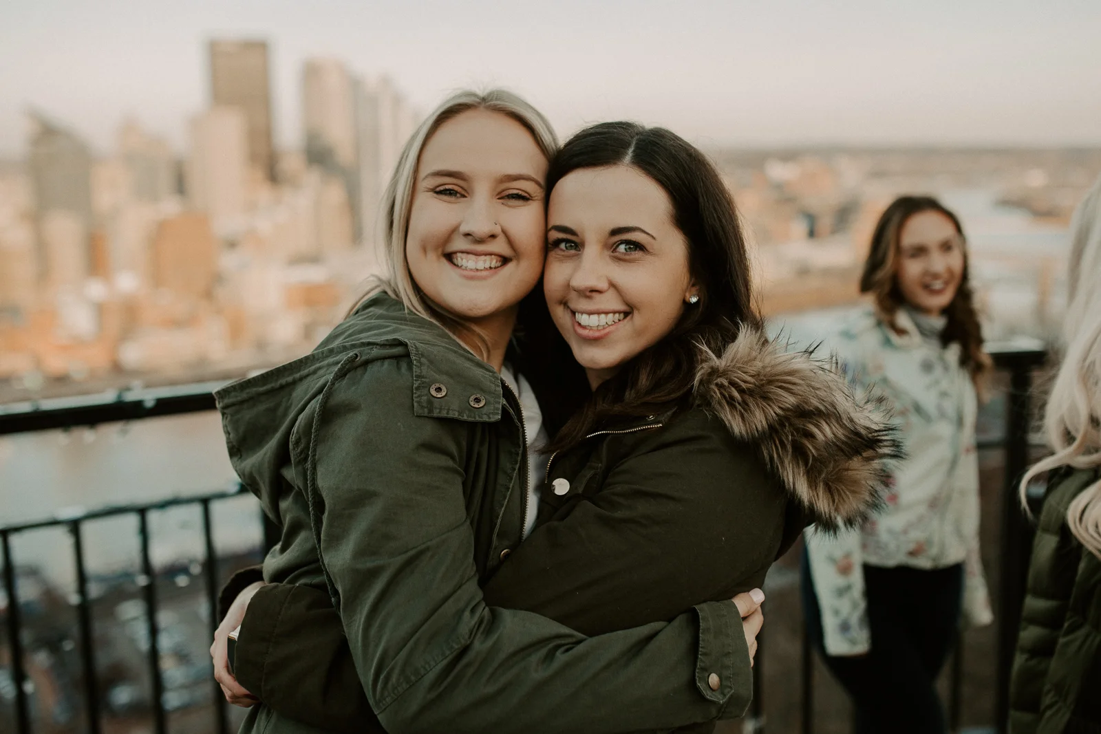 Luke Lambertson Photo_Pittsburgh_SupriseProposal_AllyAndJon_IMG-8920.jpg