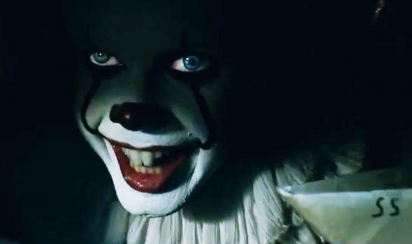 BILL SKARSGÅRD | Pennywise | IT