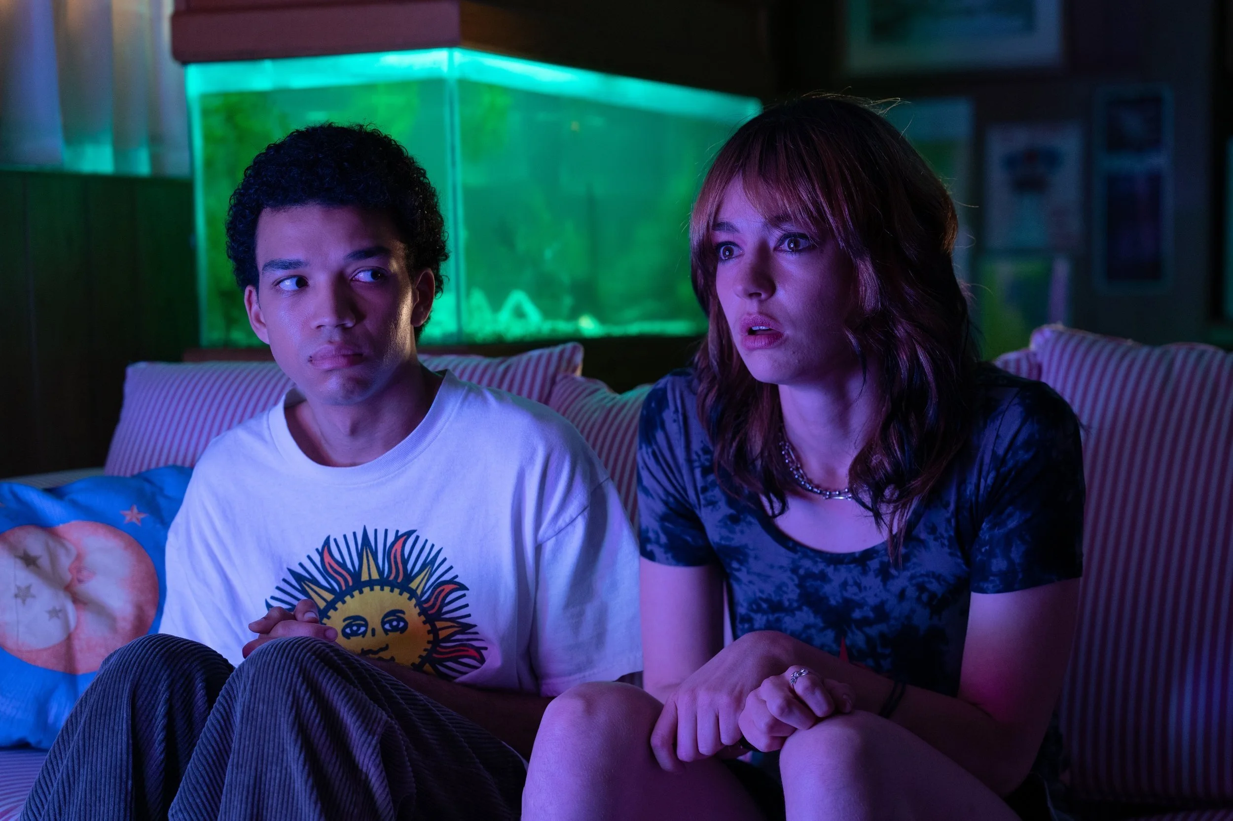TV GLOW_01.jpg