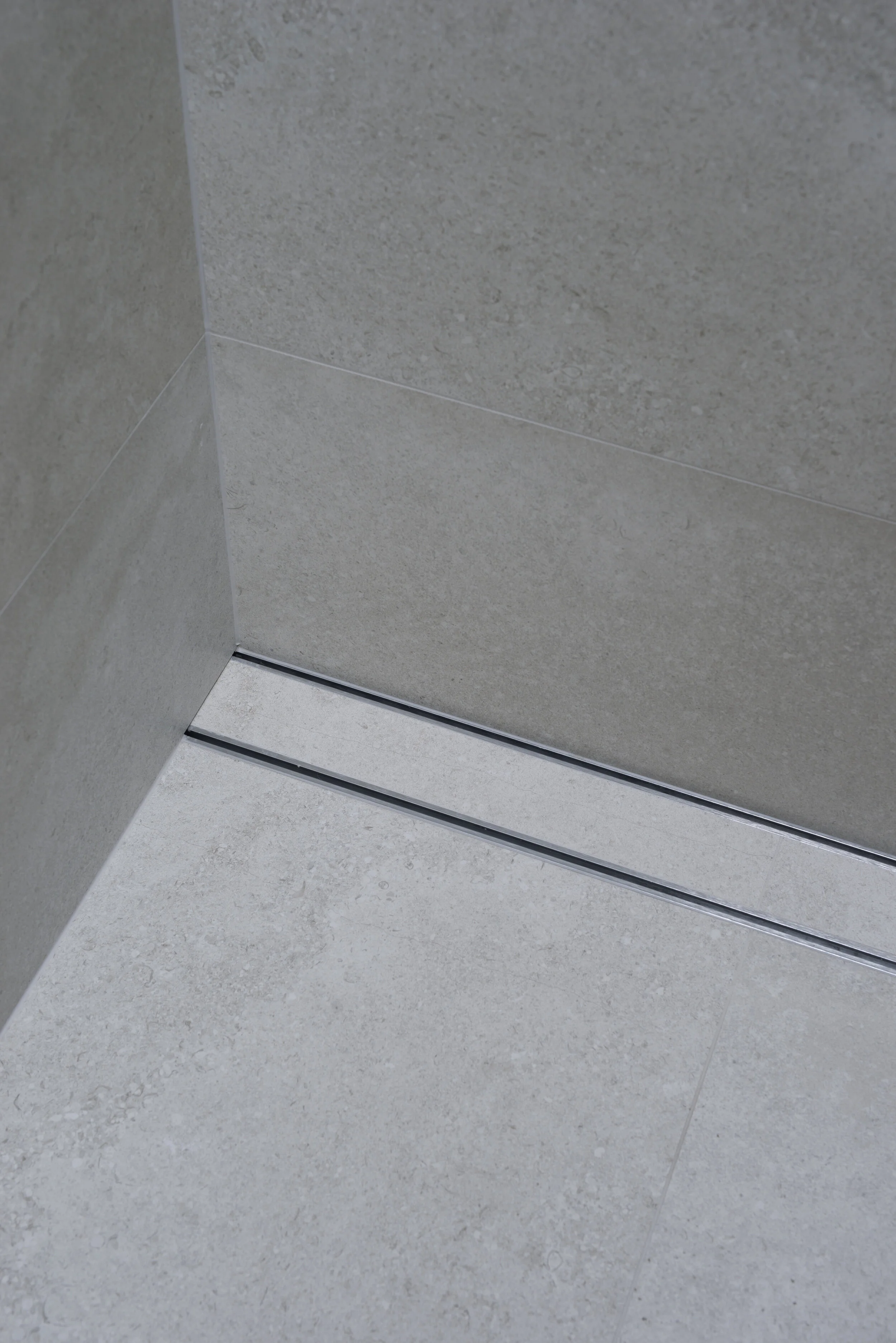 Can I Use Large Tiles In a Shower? — Zephyr + Stone