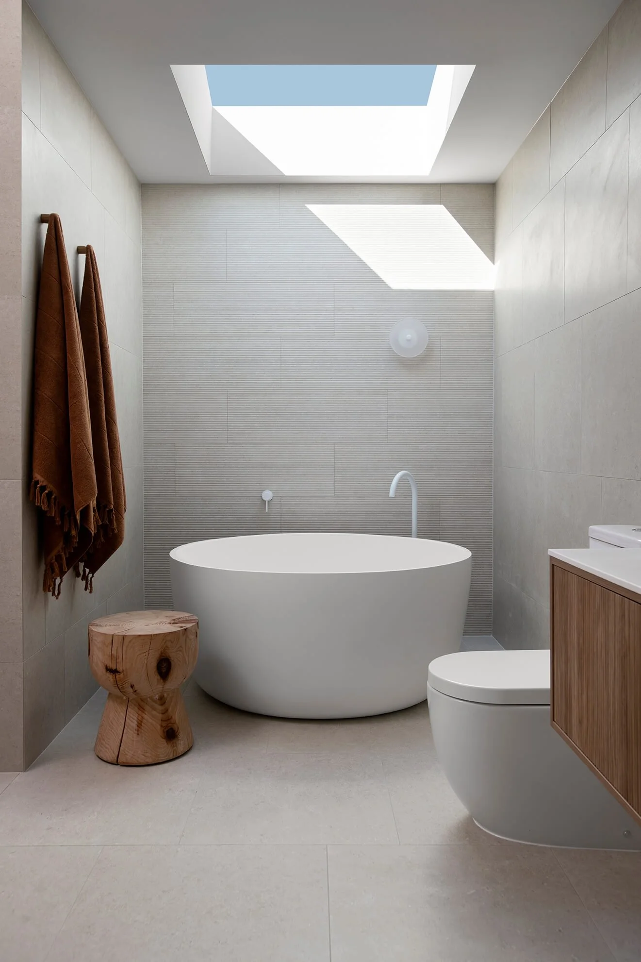 5 Popular Bathroom Colour Schemes Get The Look Cheat Sheet ??? Zephyr