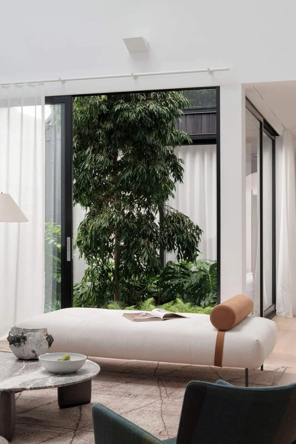 Modern Homes Unveiled: The Real-Life Essentials You Can't Ignore in Today's Renovation Race