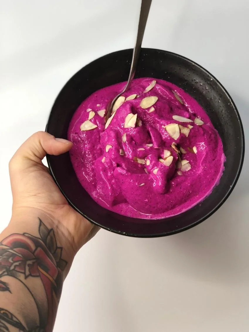 acai-dragonfruit-berrybowl.jpg