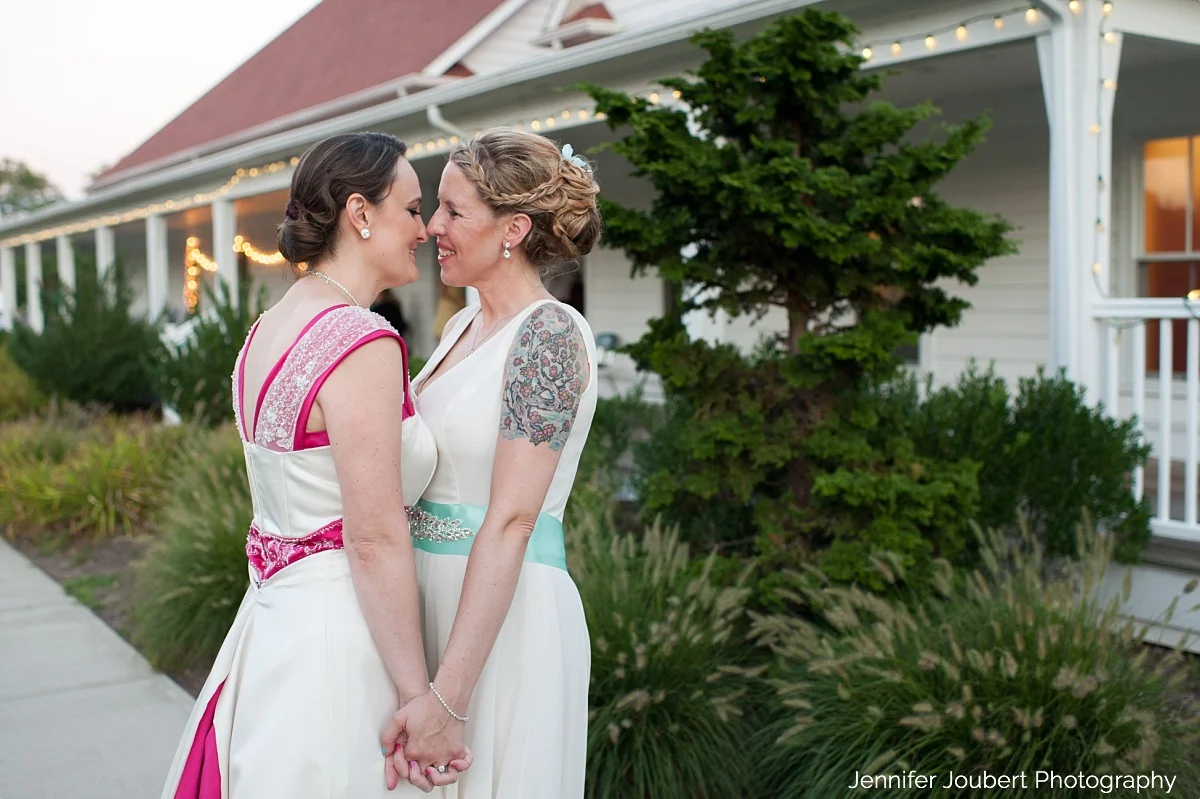 Heather&Lisa_342.jpg