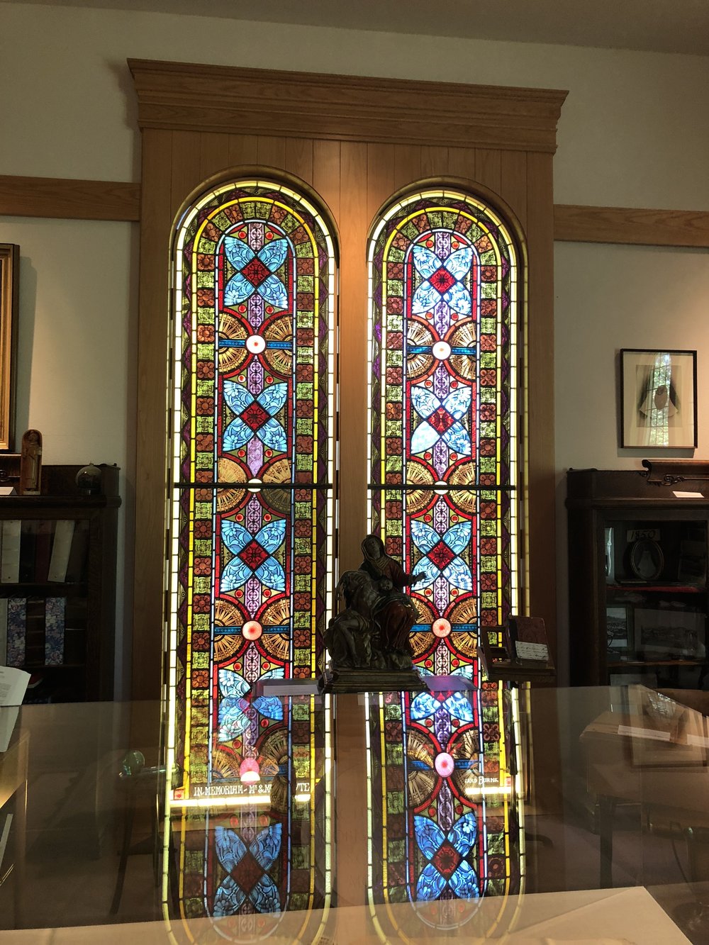  Heritage Room windows | © 2018 Lucas Stained Glass Design + Restoration 