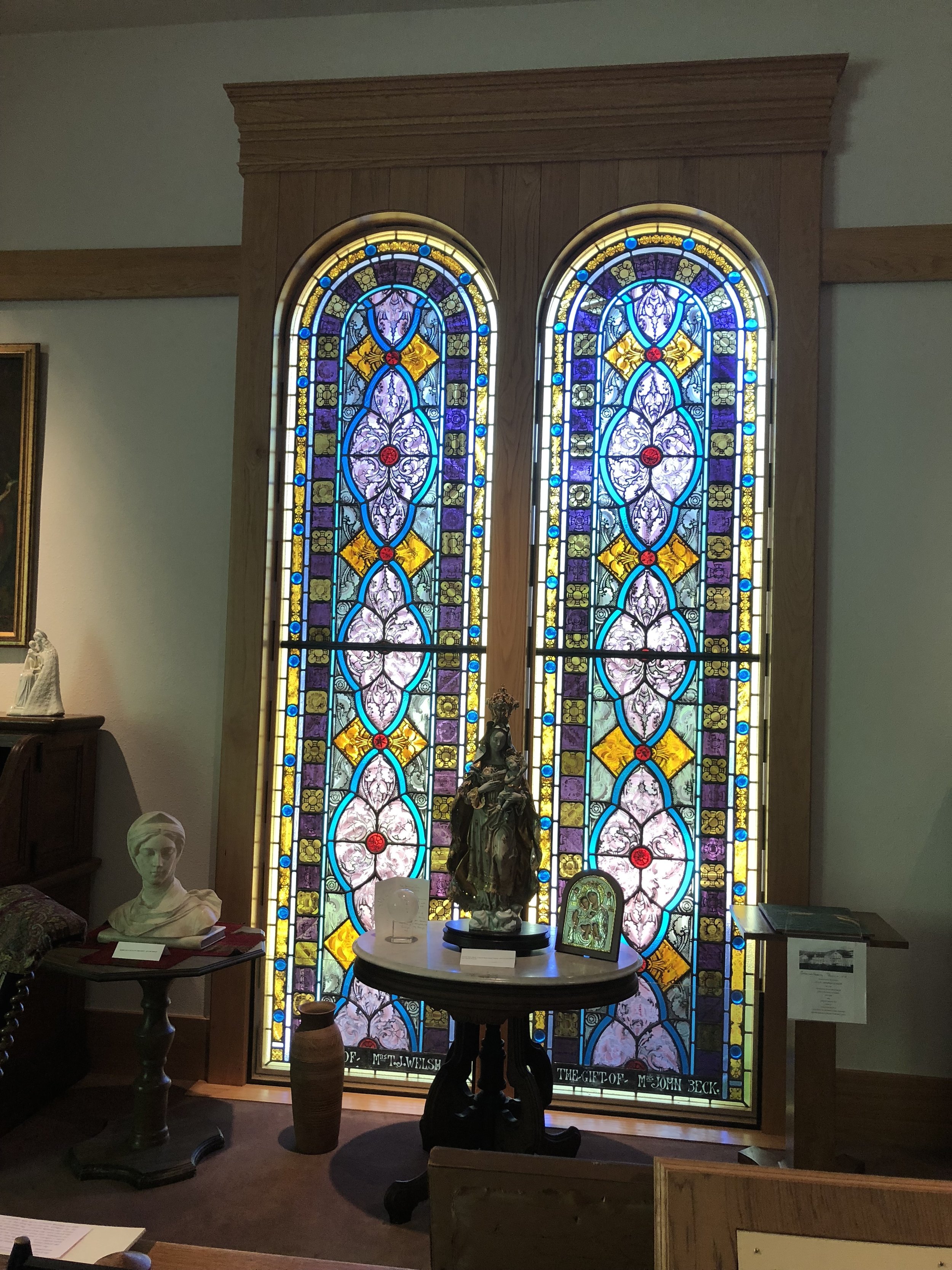  Heritage Room windows | © 2018 Lucas Stained Glass Design + Restoration 