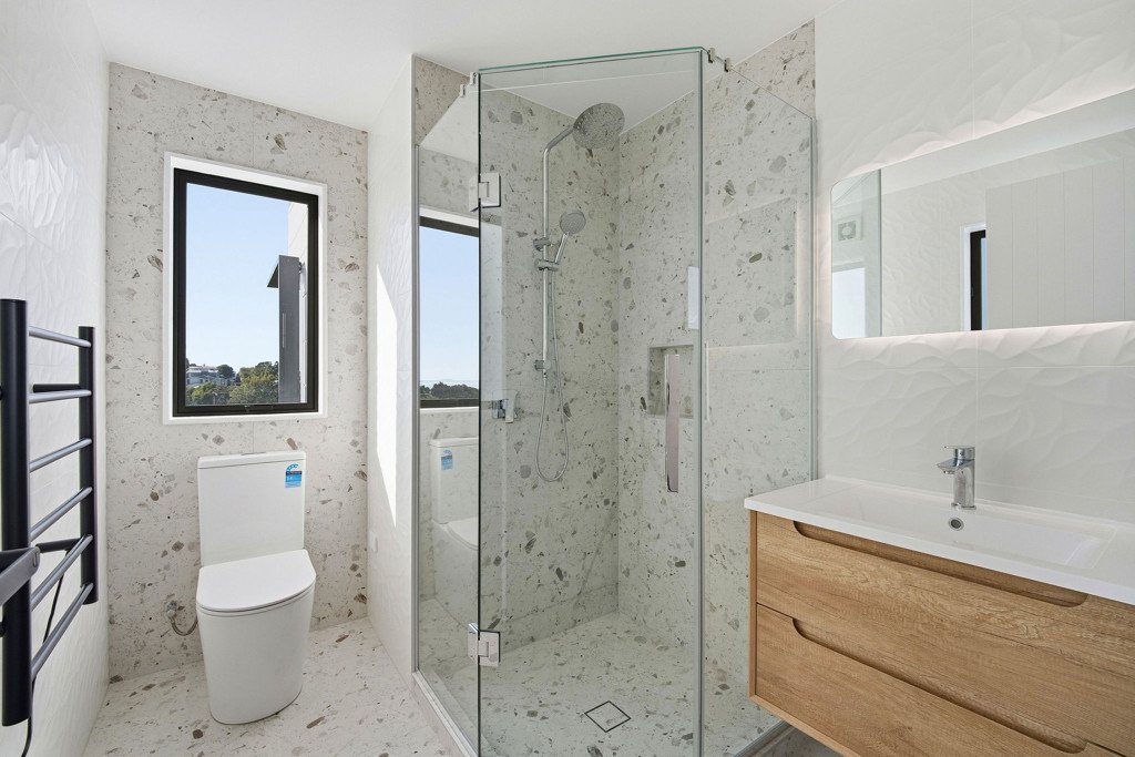 2/8 Park Rise, Campbells Bay