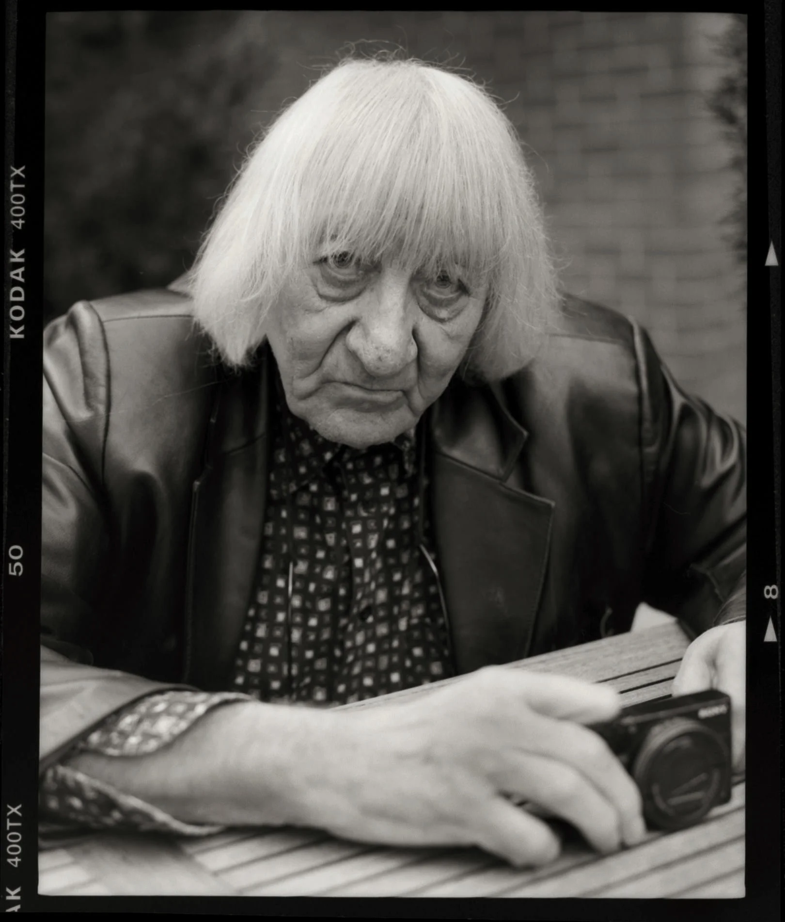 Walter-Schels_Sven-Cichowicz-5620-50b.jpg