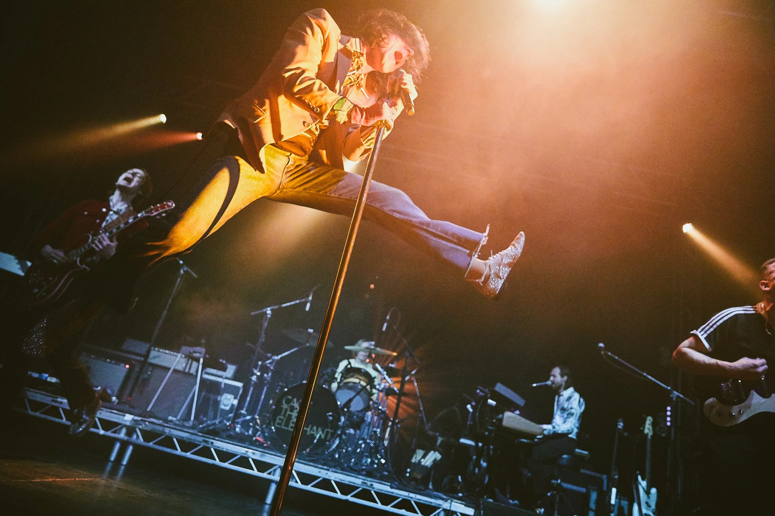 Cage Elephant Adam B-20.JPG