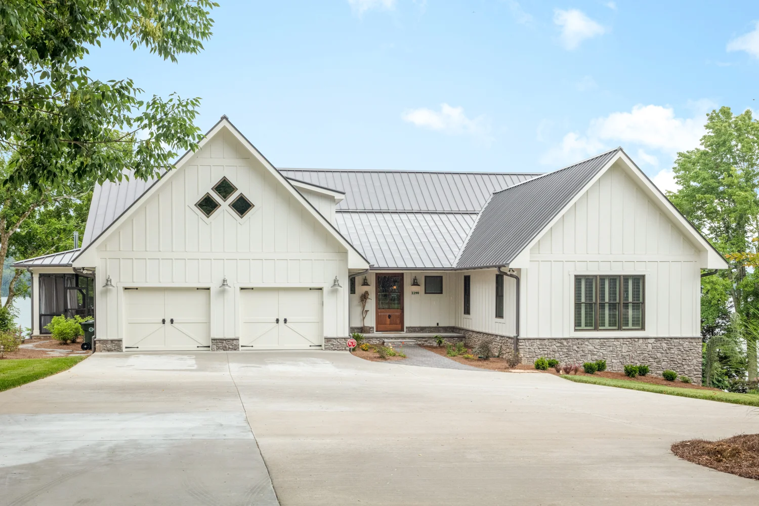 2240_N_Shore_Acres_02.jpg
