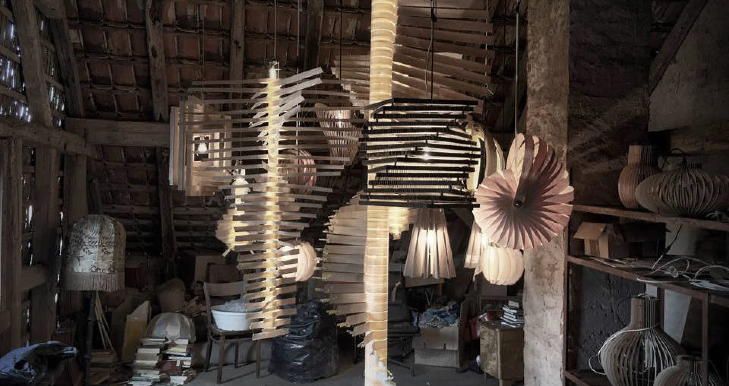 I designed lamps for the movie "Jonathan" 