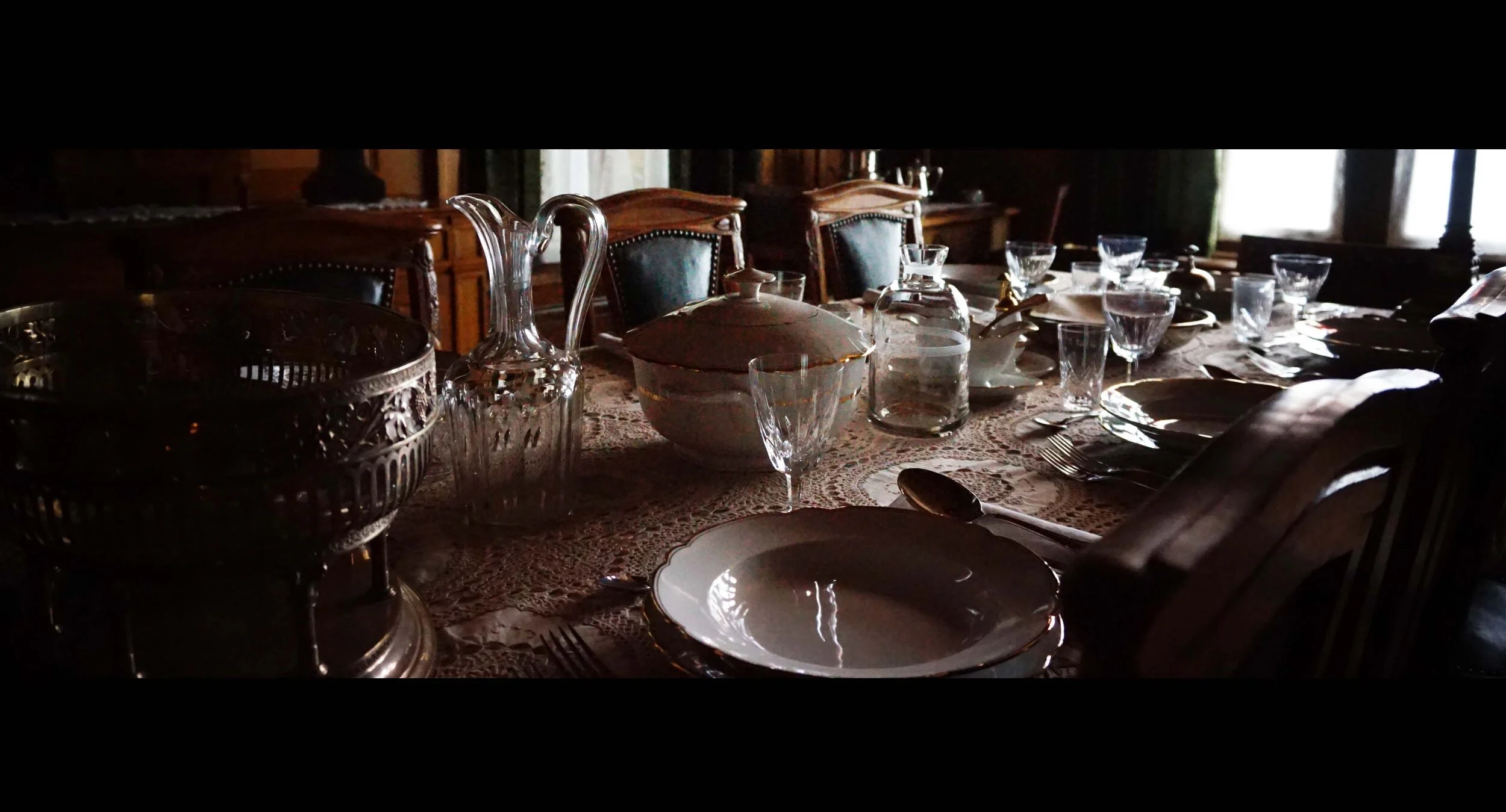 FRI_Set Foto_ Villa Frey Esszimmer1_NG_190627.jpg