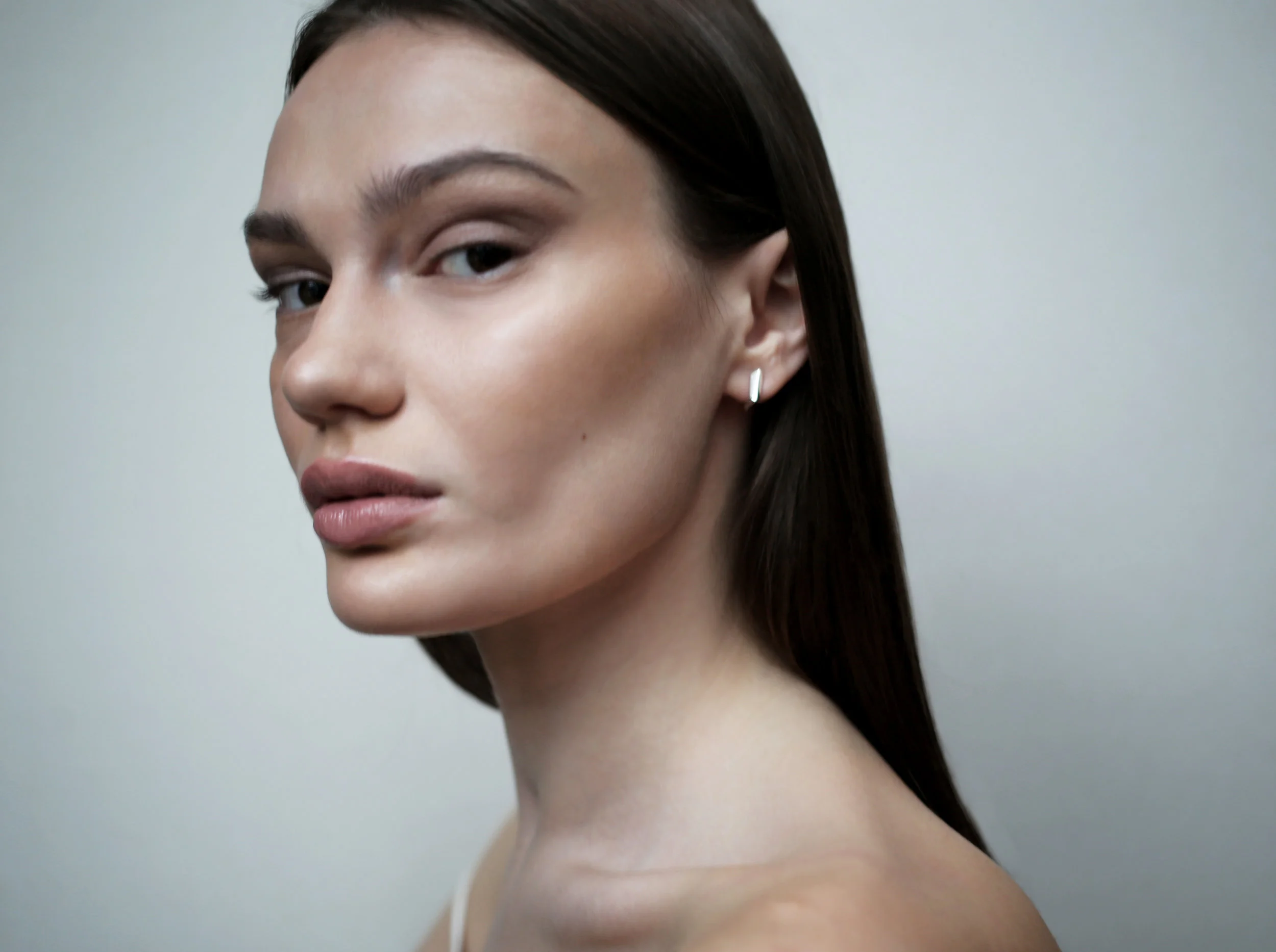 The 'SOFIA' earrings • silver