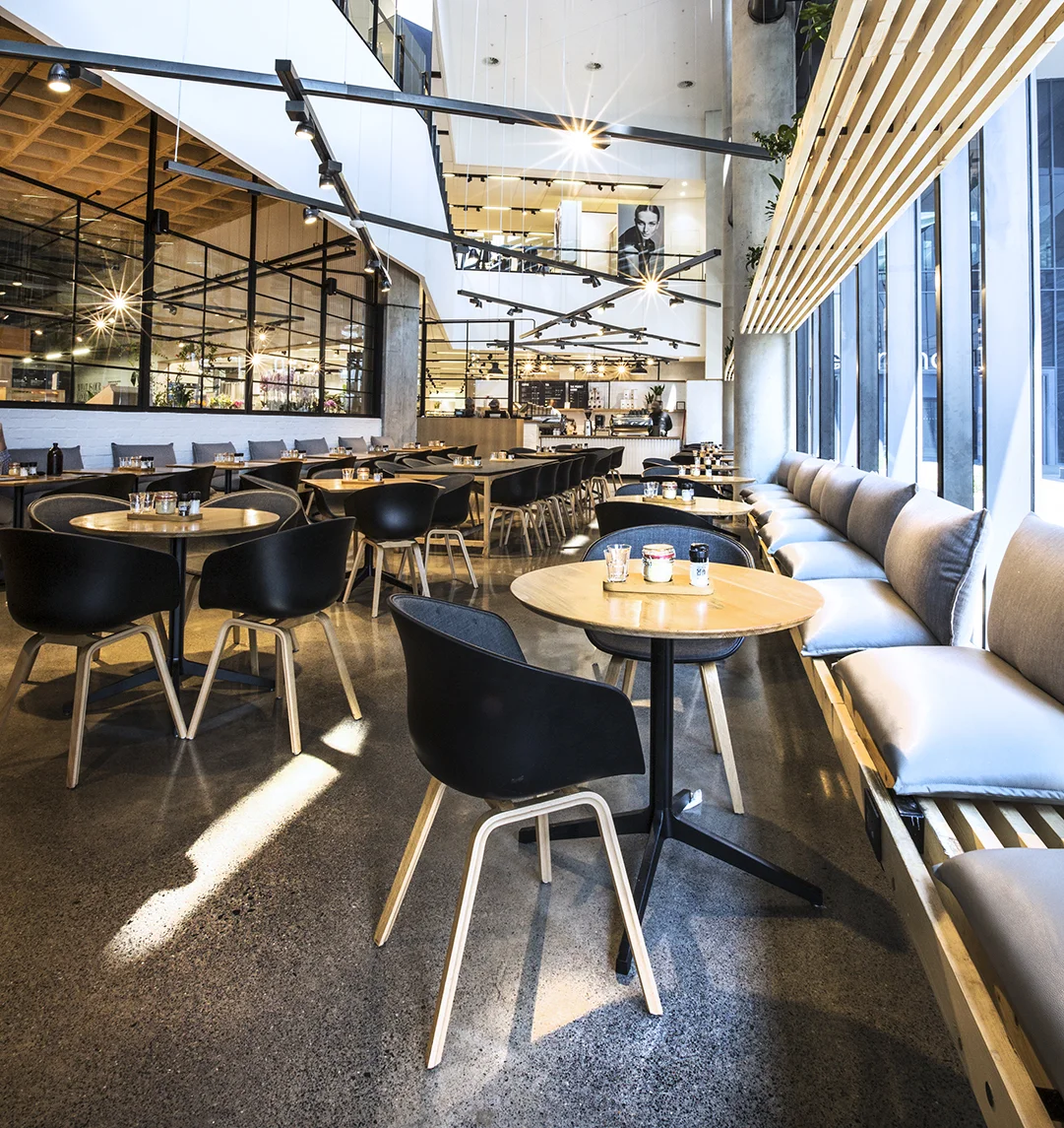 W Cafe, Mall of Africa