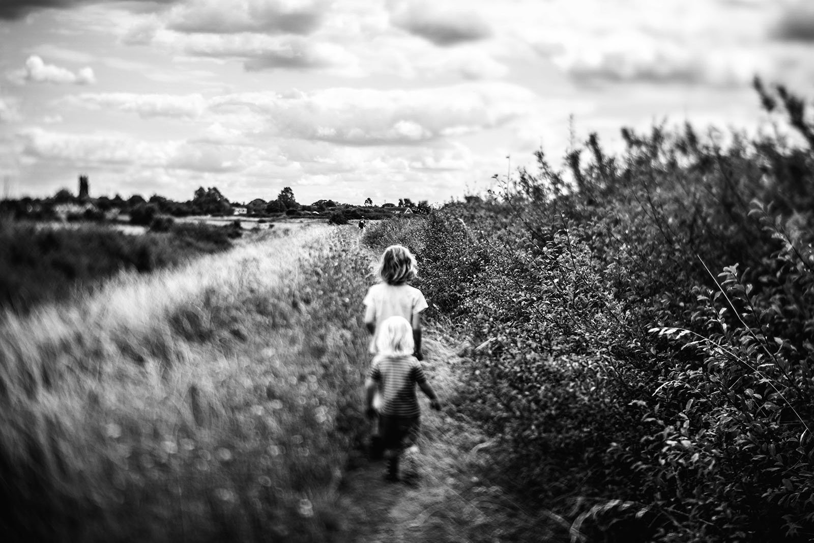 Summer-days-freelensed-with-sony-35mm-by-leila-balin.jpg