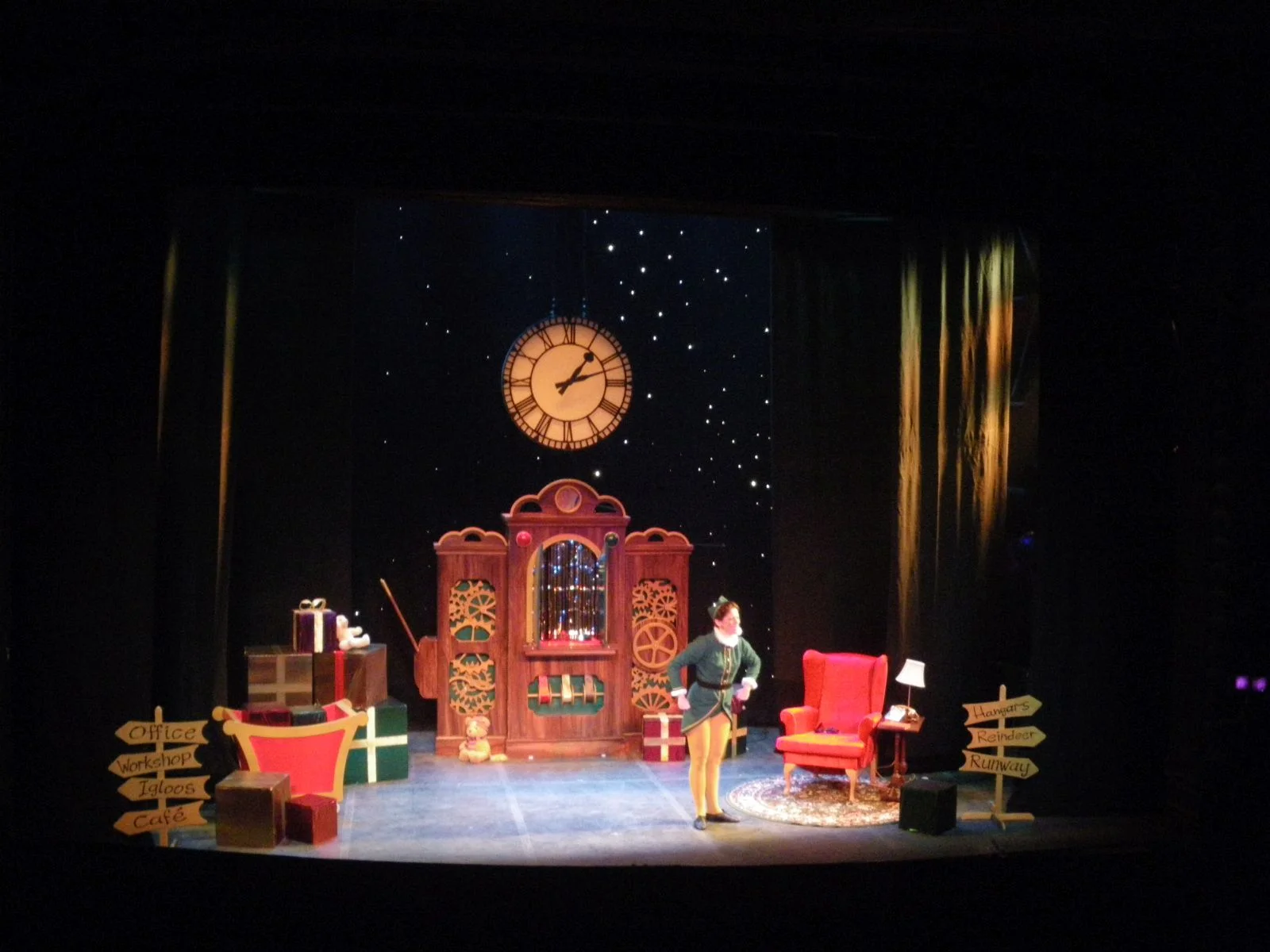 The Night Before Christmas TIN SHED 06