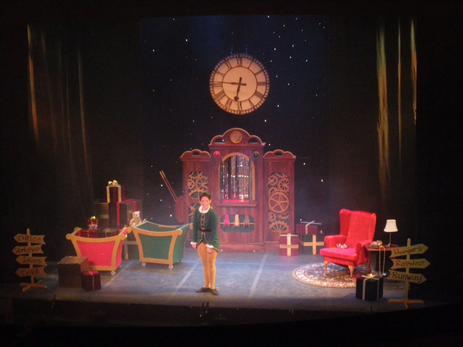 The Night Before Christmas TIN SHED 10