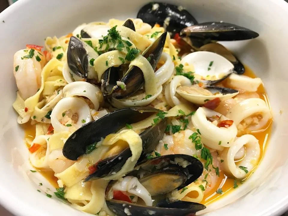 seafoodFettucini.jpg