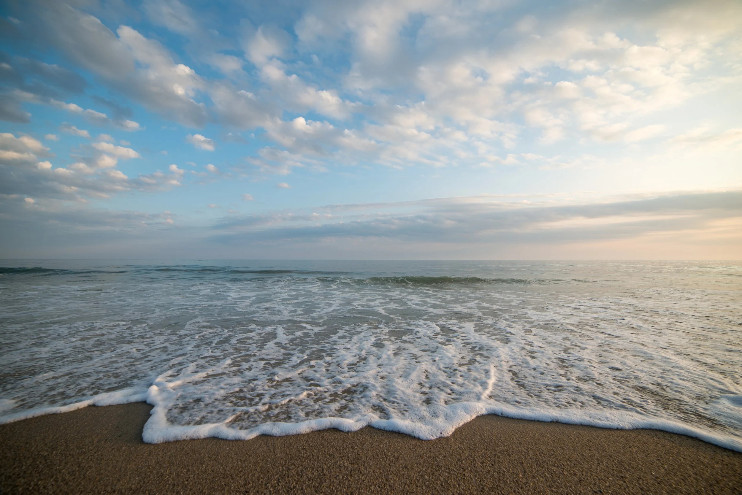 Low Wave on Beach (GH)-2.jpg