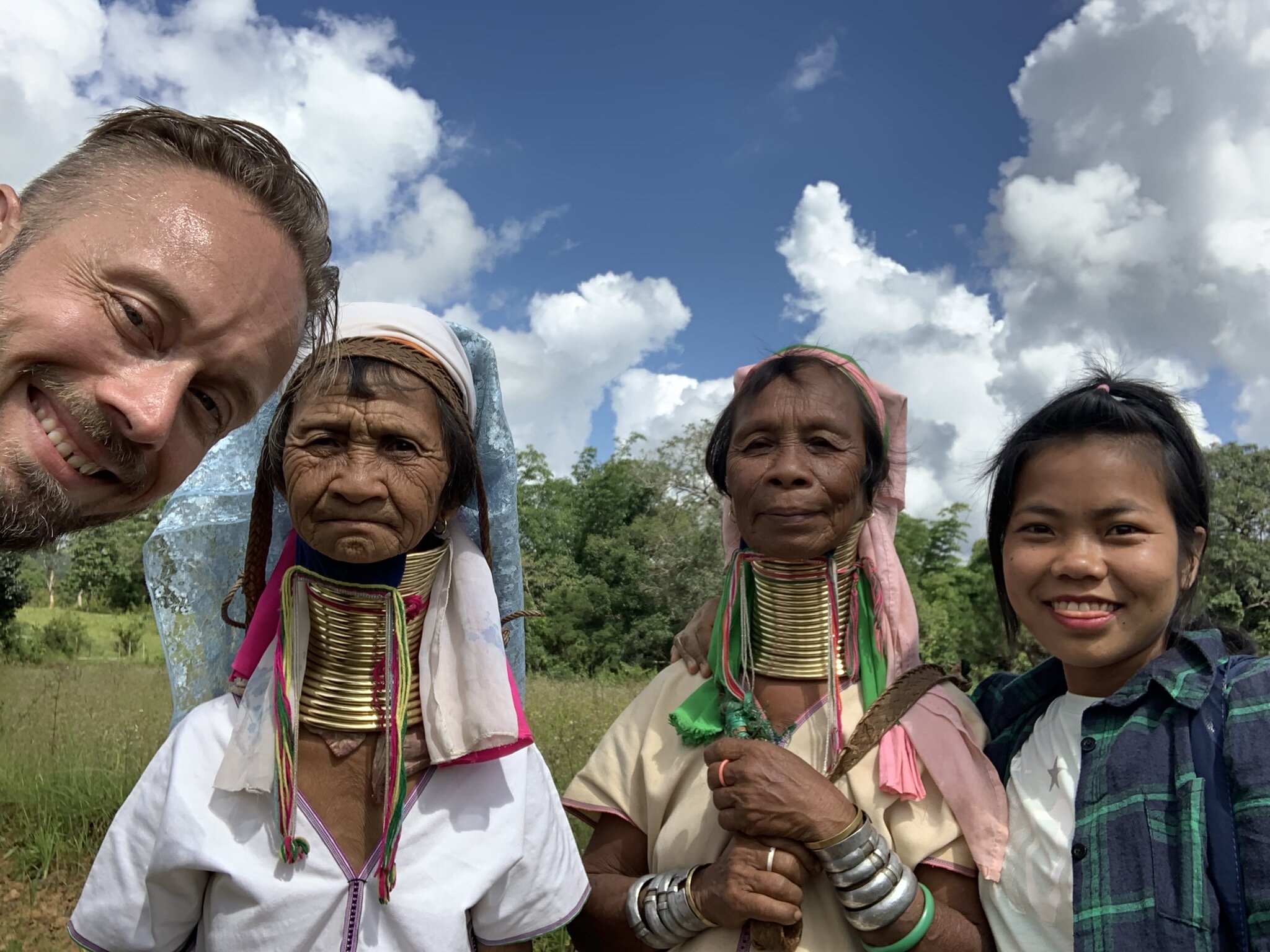I am the richest man in the world... The story about me in Myanmar ...