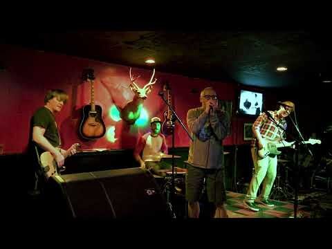 This Kills Me w/ Milo Aukerman playing "Good Good Things" by DESCENDENTS 10/4/19