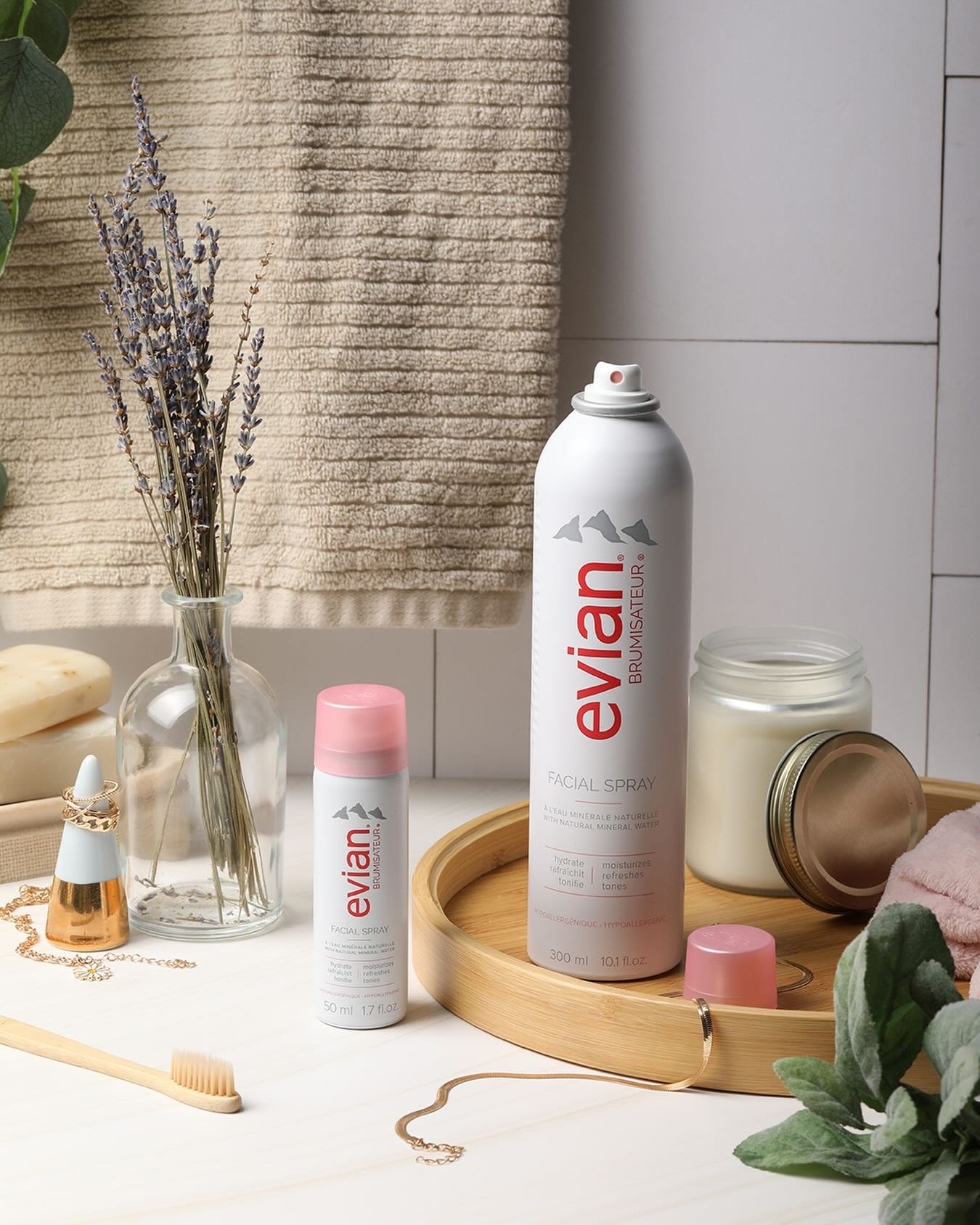 Our 10 oz and mini are the ultimate beauty duo! One for your vanity, one for on-the-go. Same ultra-fine mist, endless ways to level up your routine 👇

✔️ Lightly mist brushes for seamless blending of creams and liquids
✔️ Dampen an angled brush to t