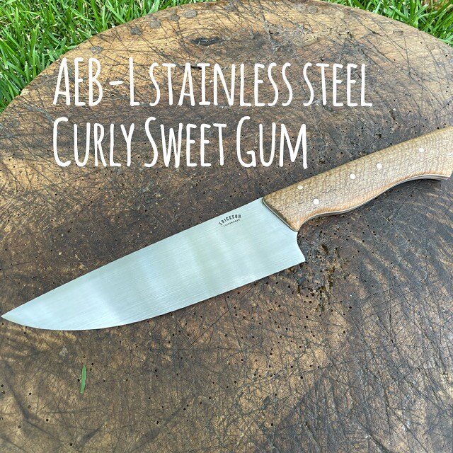 Hello all,
I've got one of my Euro chefs up for sale here today. The handle material is some awesome stabilized Curly Sweet Gum from @greenberg_woods. The AEB-L is heat treated to RC62 including LN cryo. It's going to be a great all around kitchen bl