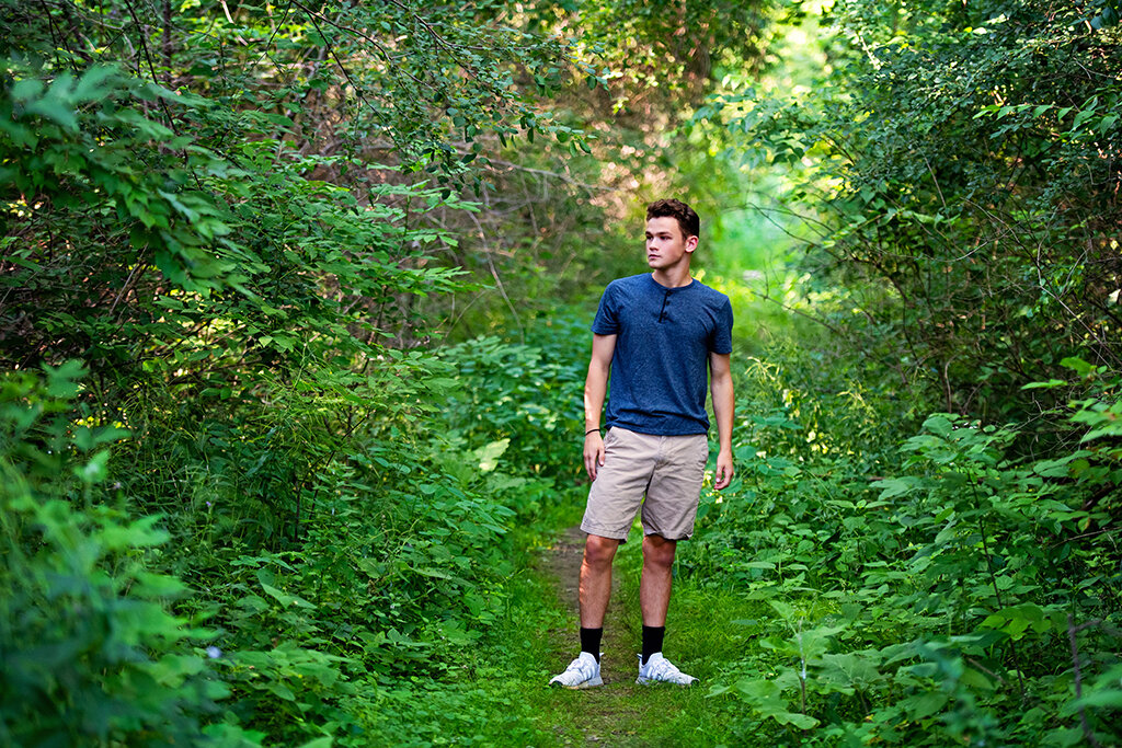 senior-portrait-in-forest-7957 web.jpg