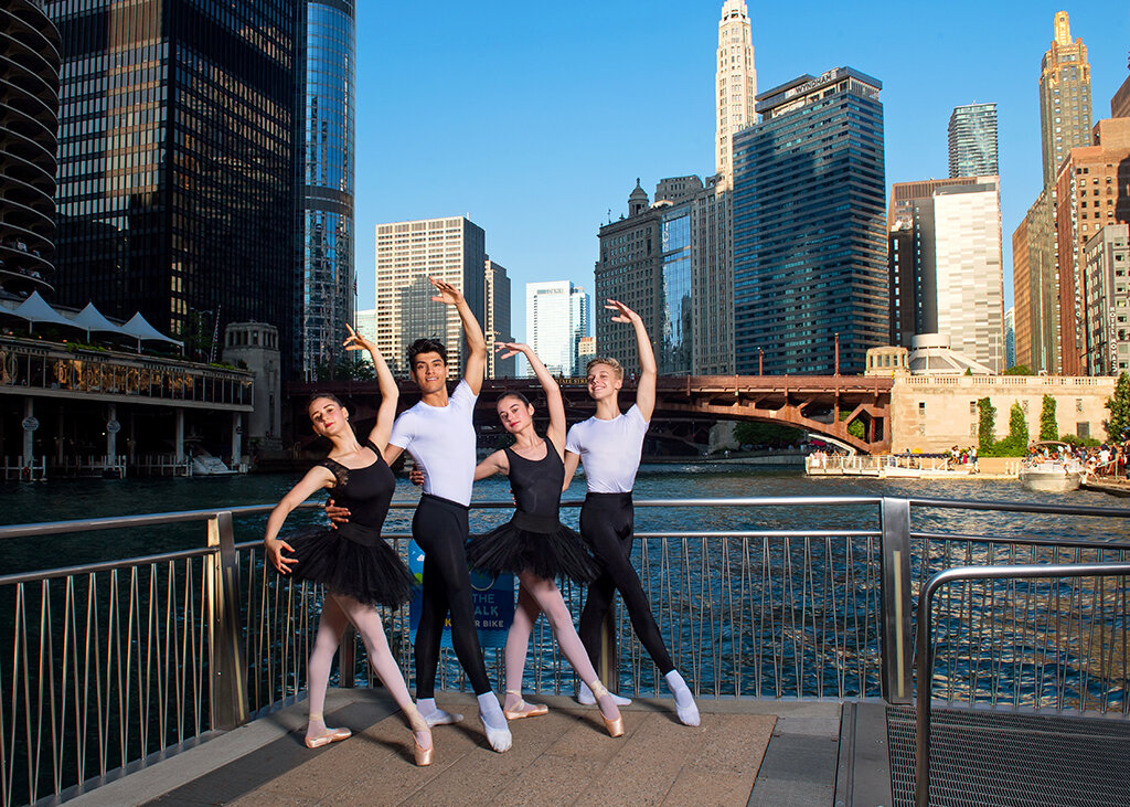 Photo Sessions at the Chicago Riverwalk — Ron McKinney Photography