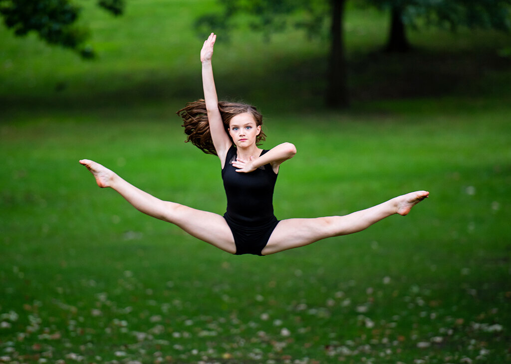 split-leap-dancer-6057-web.jpg