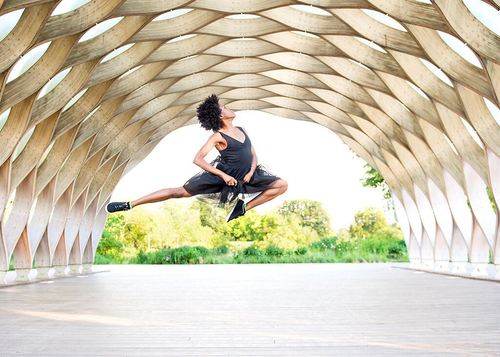 lincoln-park-pavilion-dancer-8017 web.jpg